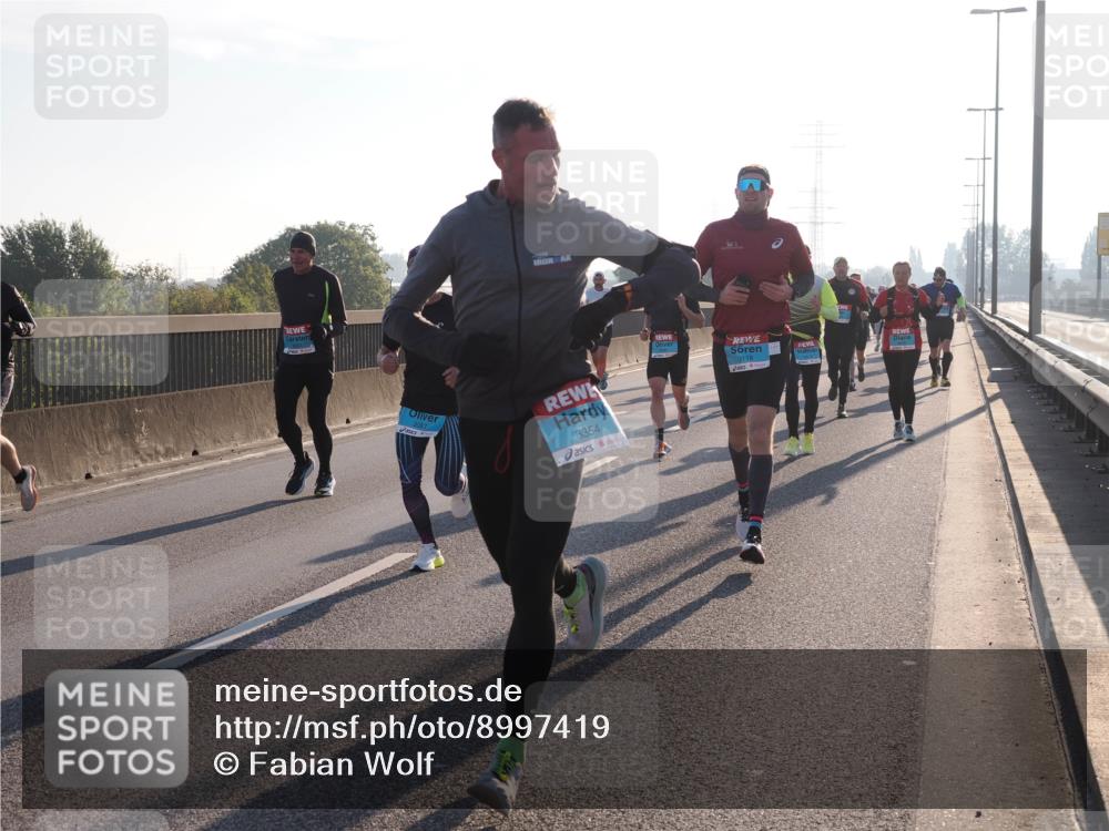03.10.2025 - Köhlbrandbrückenlauf Fabian Wolf http://msf.ph/oto/8997419 03.10.2025 09:14:50 Position 3 3354, 3118 meine-sportfotos.de