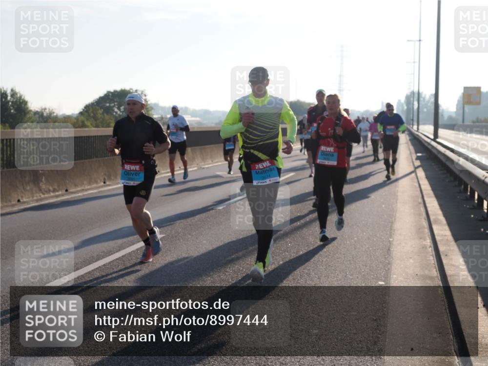03.10.2025 - Köhlbrandbrückenlauf Fabian Wolf http://msf.ph/oto/8997444 03.10.2025 09:14:53 Position 3 3091, 3514 meine-sportfotos.de