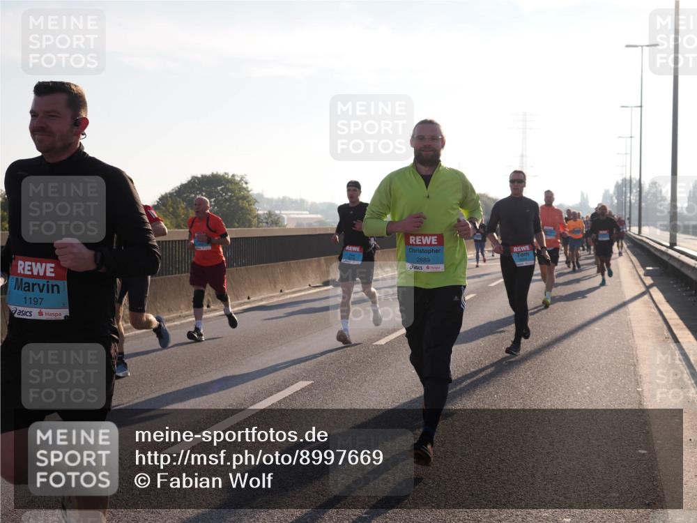 03.10.2025 - Köhlbrandbrückenlauf Fabian Wolf http://msf.ph/oto/8997669 03.10.2025 09:15:11 Position 3 1197, 2889 meine-sportfotos.de