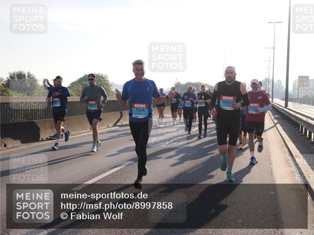 03.10.2025 - Köhlbrandbrückenlauf Fabian Wolf http://msf.ph/oto/8997858 03.10.2025 09:15:22 Position 3 1143, 1247, 2777 meine-sportfotos.de
