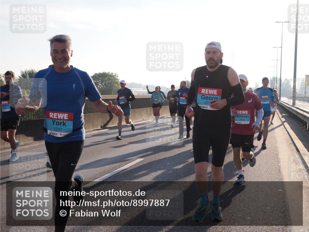 03.10.2025 - Köhlbrandbrückenlauf Fabian Wolf http://msf.ph/oto/8997887 03.10.2025 09:15:22 Position 3 1247, 277, 1033 meine-sportfotos.de