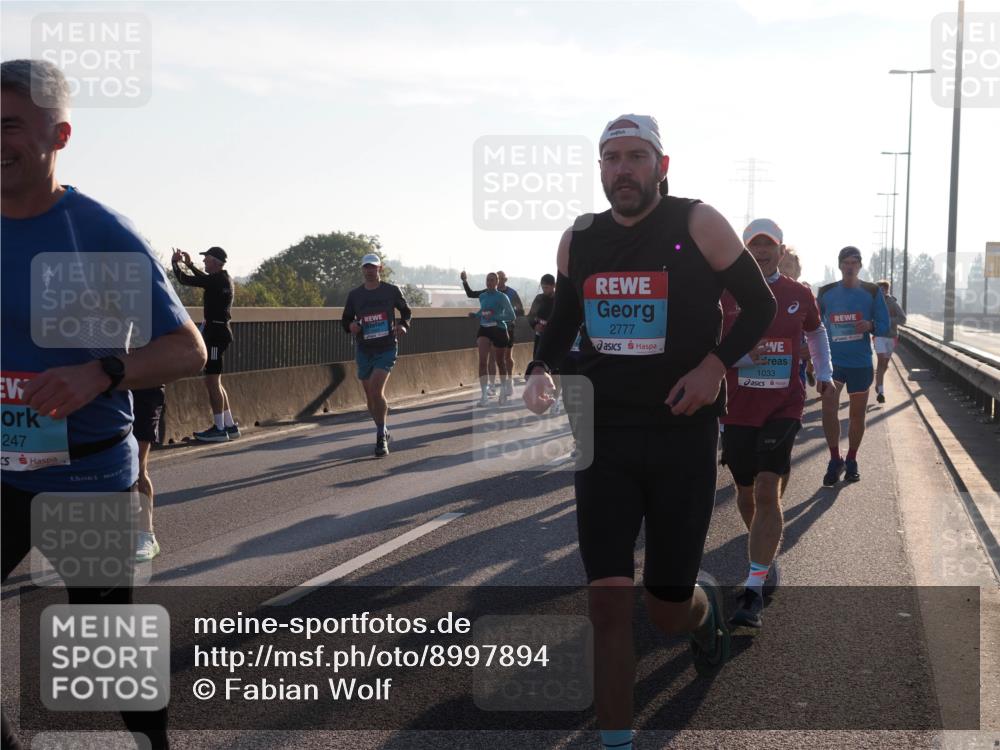 03.10.2025 - Köhlbrandbrückenlauf Fabian Wolf http://msf.ph/oto/8997894 03.10.2025 09:15:23 Position 3 247, 2777, 1033 meine-sportfotos.de