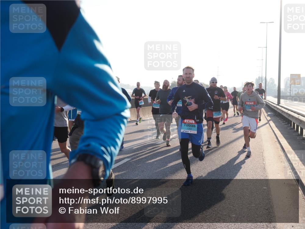 03.10.2025 - Köhlbrandbrückenlauf Fabian Wolf http://msf.ph/oto/8997995 03.10.2025 09:15:26 Position 3 238, 1262 meine-sportfotos.de