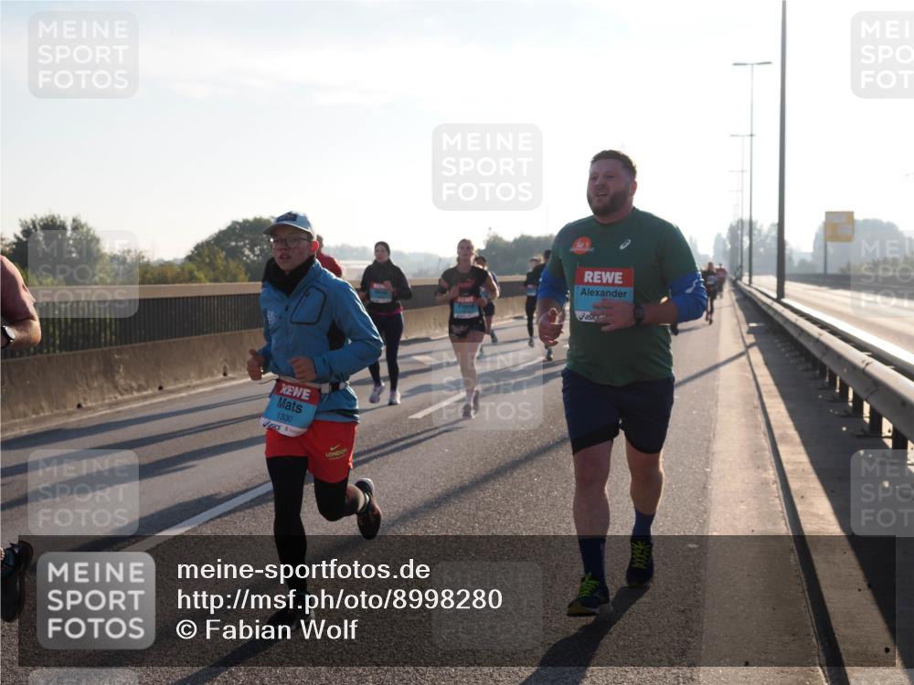 03.10.2025 - Köhlbrandbrückenlauf Fabian Wolf http://msf.ph/oto/8998280 03.10.2025 09:15:44 Position 3 1330 meine-sportfotos.de