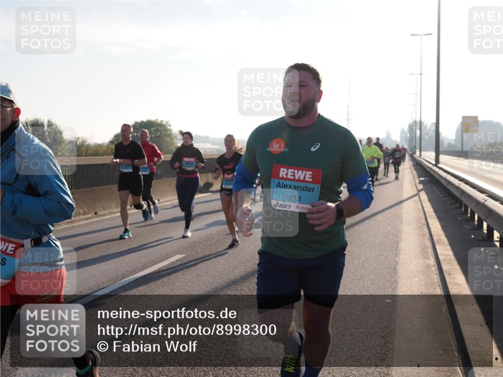 03.10.2025 - Köhlbrandbrückenlauf Fabian Wolf http://msf.ph/oto/8998300 03.10.2025 09:15:44 Position 3 1213 meine-sportfotos.de