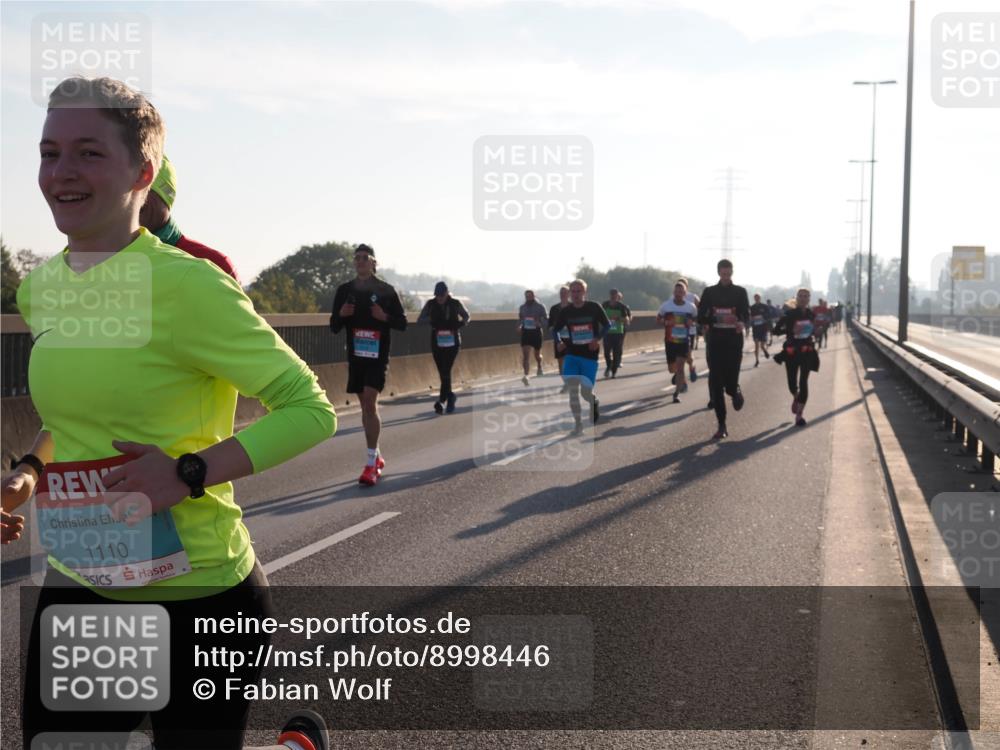03.10.2025 - Köhlbrandbrückenlauf Fabian Wolf http://msf.ph/oto/8998446 03.10.2025 09:15:49 Position 3 1110 meine-sportfotos.de