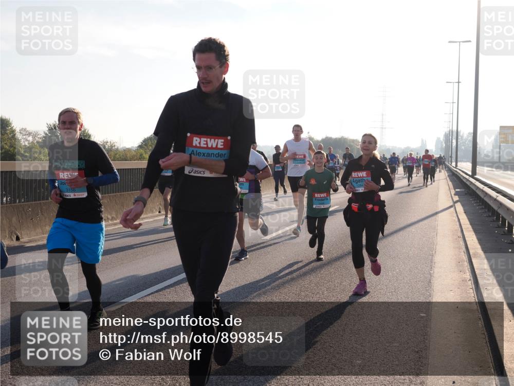 03.10.2025 - Köhlbrandbrückenlauf Fabian Wolf http://msf.ph/oto/8998545 03.10.2025 09:15:53 Position 3 3156, 1294 meine-sportfotos.de