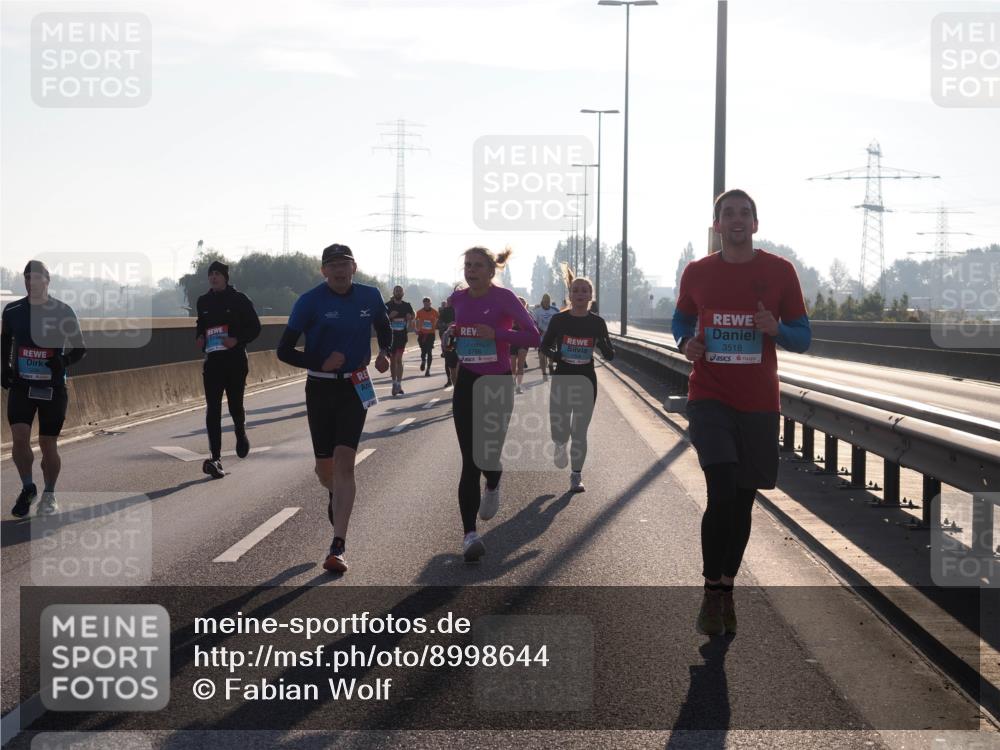 03.10.2025 - Köhlbrandbrückenlauf Fabian Wolf http://msf.ph/oto/8998644 03.10.2025 09:16:00 Position 3 3766, 3518 meine-sportfotos.de