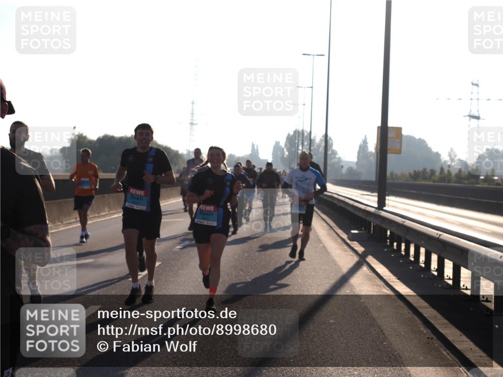 03.10.2025 - Köhlbrandbrückenlauf Fabian Wolf http://msf.ph/oto/8998680 03.10.2025 09:16:06 Position 3  meine-sportfotos.de