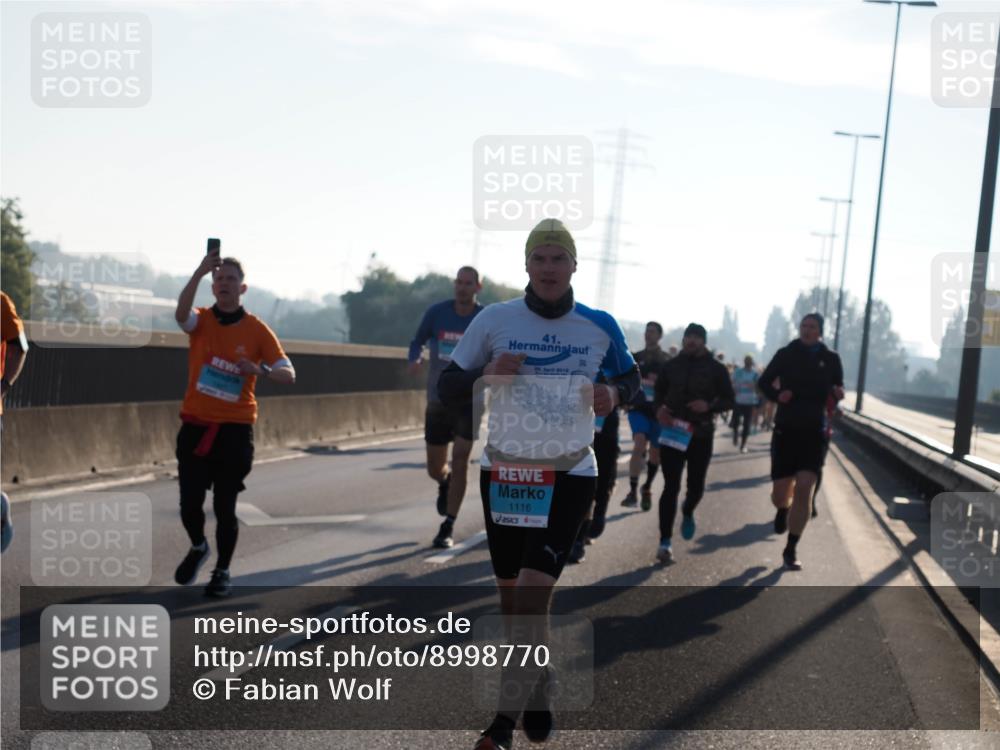 03.10.2025 - Köhlbrandbrückenlauf Fabian Wolf http://msf.ph/oto/8998770 03.10.2025 09:16:10 Position 3 41, 1116 meine-sportfotos.de