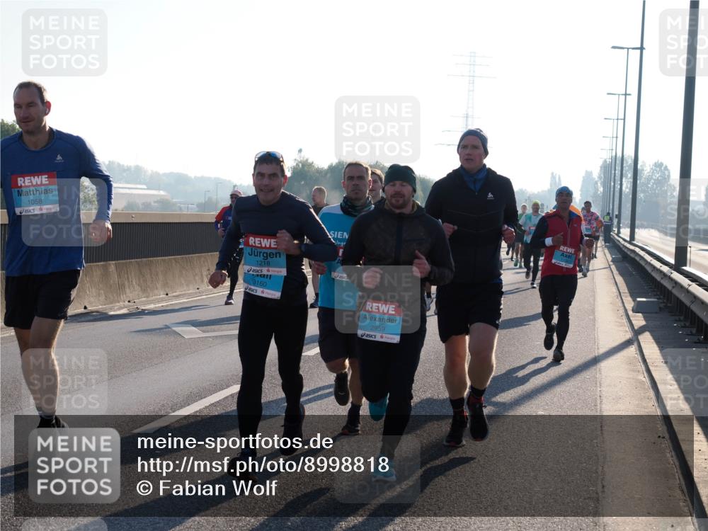 03.10.2025 - Köhlbrandbrückenlauf Fabian Wolf http://msf.ph/oto/8998818 03.10.2025 09:16:12 Position 3 1058, 1218, 3160, 2959, 1134 meine-sportfotos.de