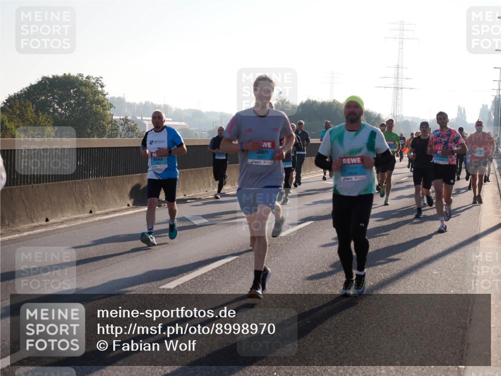 03.10.2025 - Köhlbrandbrückenlauf Fabian Wolf http://msf.ph/oto/8998970 03.10.2025 09:16:20 Position 3 2857, 3806, 1231 meine-sportfotos.de