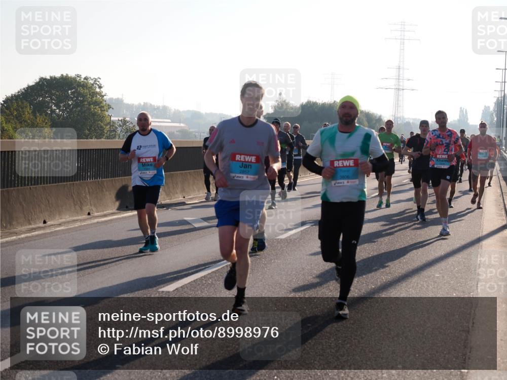 03.10.2025 - Köhlbrandbrückenlauf Fabian Wolf http://msf.ph/oto/8998976 03.10.2025 09:16:20 Position 3 1351, 2857, 6, 3806 meine-sportfotos.de