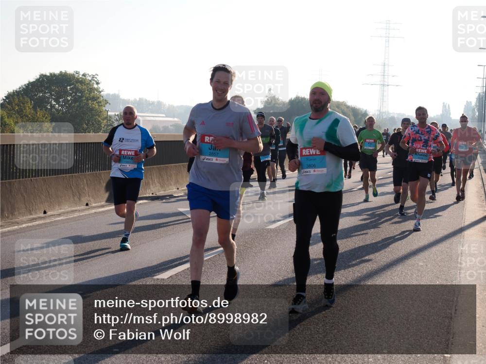 03.10.2025 - Köhlbrandbrückenlauf Fabian Wolf http://msf.ph/oto/8998982 03.10.2025 09:16:20 Position 3 1351, 2857, 3806 meine-sportfotos.de