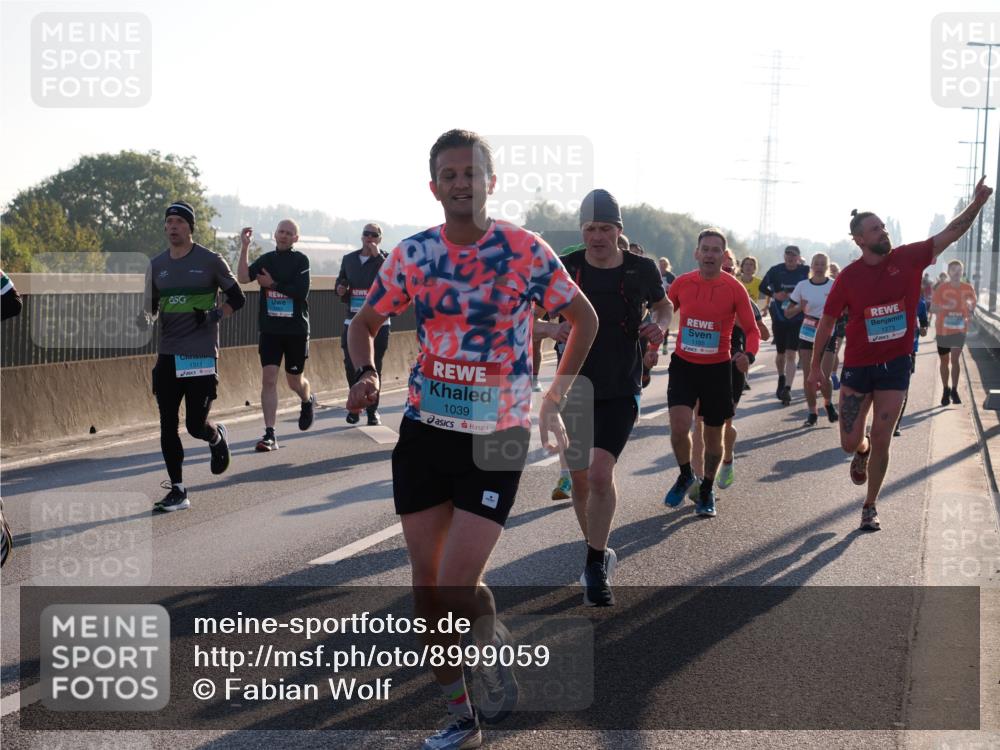 03.10.2025 - Köhlbrandbrückenlauf Fabian Wolf http://msf.ph/oto/8999059 03.10.2025 09:16:23 Position 3 1311, 4, 1039, 1273 meine-sportfotos.de