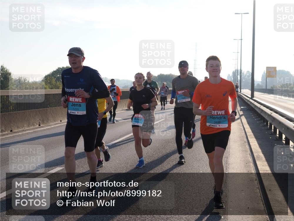 03.10.2025 - Köhlbrandbrückenlauf Fabian Wolf http://msf.ph/oto/8999182 03.10.2025 09:16:30 Position 3 1250, 1242, 1245, 3496 meine-sportfotos.de