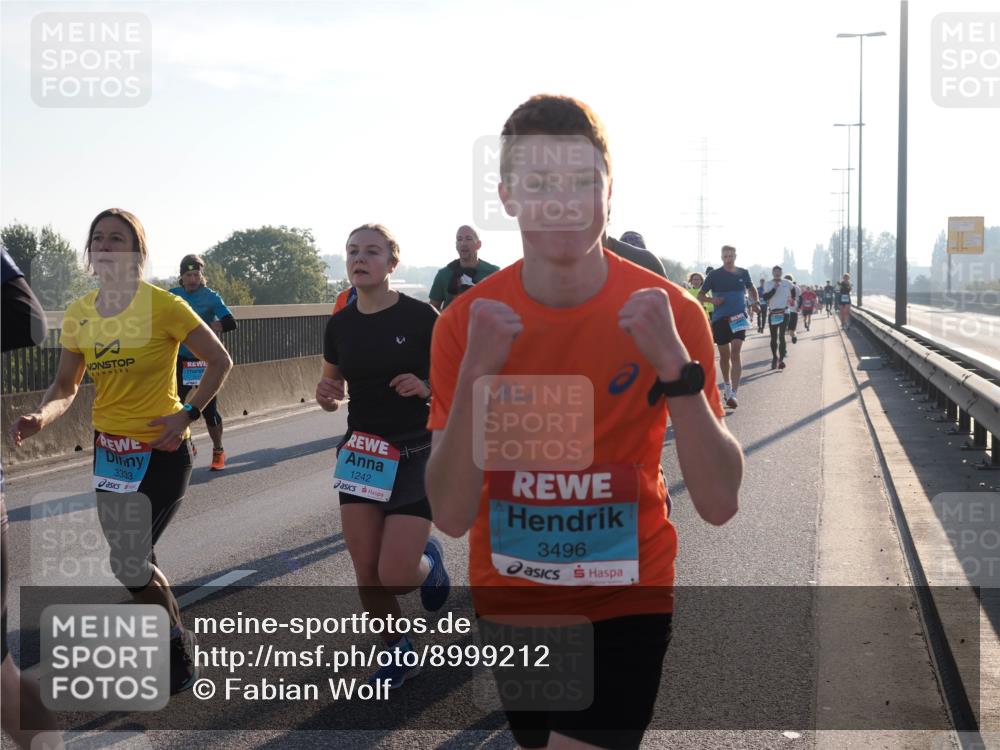 03.10.2025 - Köhlbrandbrückenlauf Fabian Wolf http://msf.ph/oto/8999212 03.10.2025 09:16:31 Position 3 3333, 1242, 3496 meine-sportfotos.de