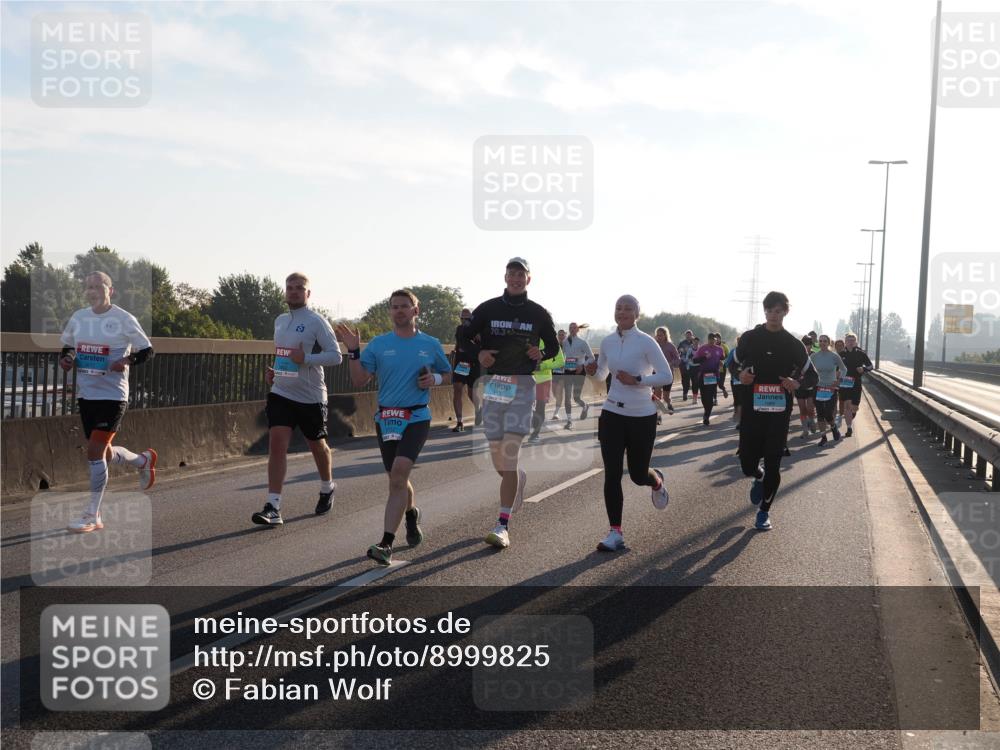 03.10.2025 - Köhlbrandbrückenlauf Fabian Wolf http://msf.ph/oto/8999825 03.10.2025 09:16:54 Position 3 70, 3 meine-sportfotos.de