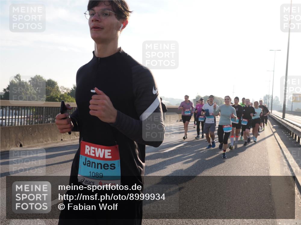 03.10.2025 - Köhlbrandbrückenlauf Fabian Wolf http://msf.ph/oto/8999934 03.10.2025 09:16:57 Position 3 1089 meine-sportfotos.de