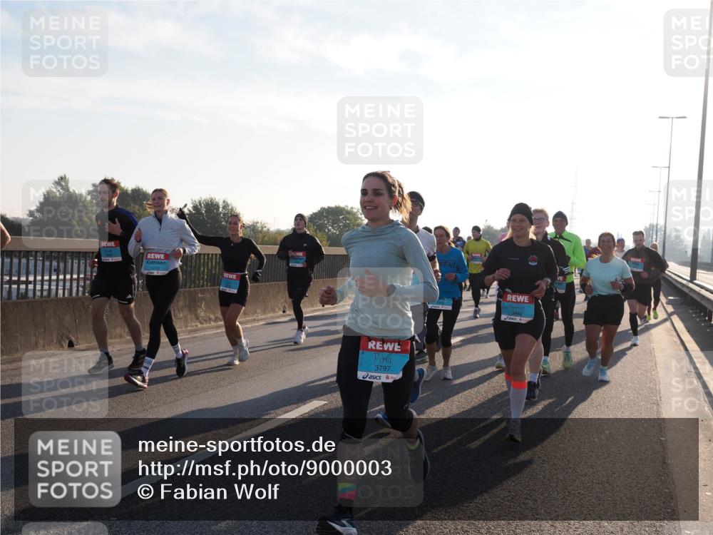 03.10.2025 - Köhlbrandbrückenlauf Fabian Wolf http://msf.ph/oto/9000003 03.10.2025 09:16:58 Position 3 1229, 3797, 3842 meine-sportfotos.de