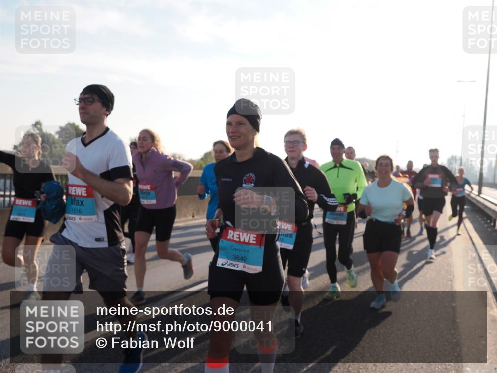 03.10.2025 - Köhlbrandbrückenlauf Fabian Wolf http://msf.ph/oto/9000041 03.10.2025 09:16:59 Position 3 1516, 3842 meine-sportfotos.de