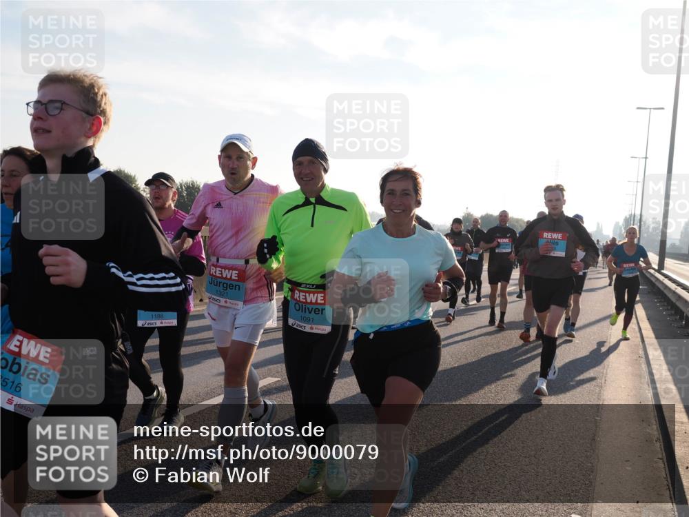 03.10.2025 - Köhlbrandbrückenlauf Fabian Wolf http://msf.ph/oto/9000079 03.10.2025 09:17:00 Position 3 2516, 280, 1188, 1321, 1091 meine-sportfotos.de