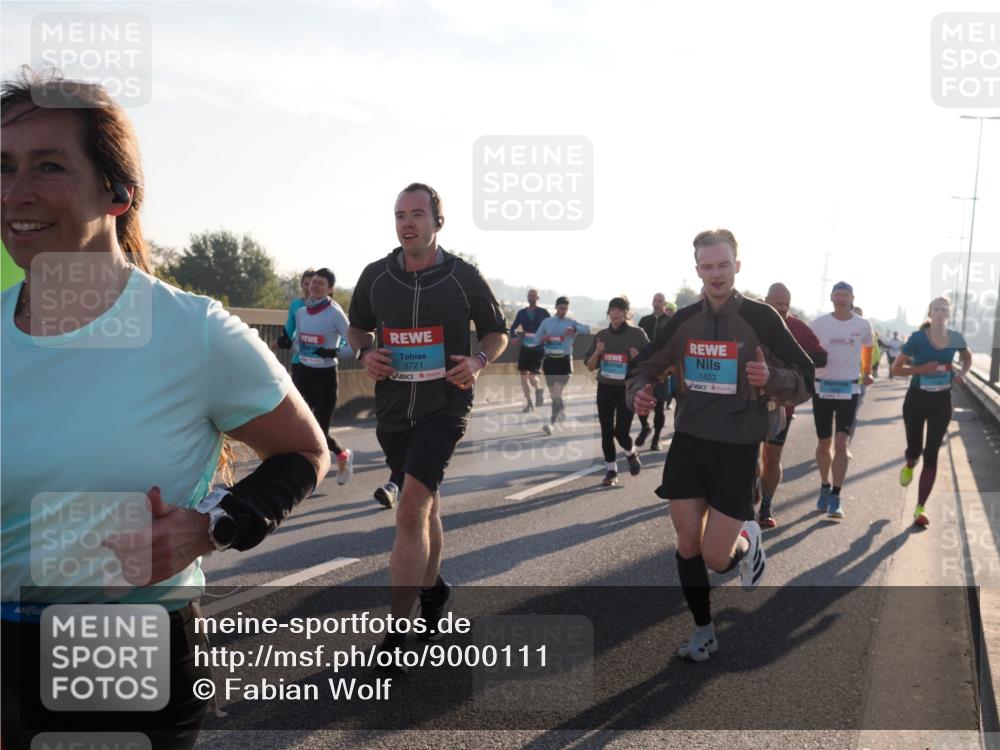 03.10.2025 - Köhlbrandbrückenlauf Fabian Wolf http://msf.ph/oto/9000111 03.10.2025 09:17:01 Position 3 3721, 1623 meine-sportfotos.de