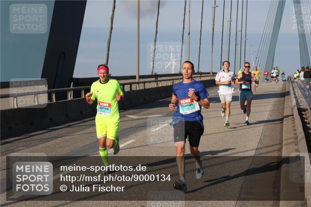 03.10.2025 - Köhlbrandbrückenlauf Julia Fischer http://msf.ph/oto/9000134 03.10.2025 09:33:41 Position 2 3082, 1032 meine-sportfotos.de