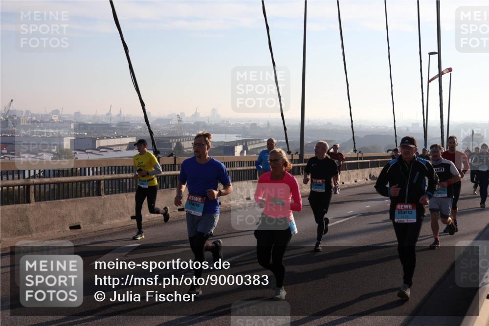 03.10.2025 - Köhlbrandbrückenlauf Julia Fischer http://msf.ph/oto/9000383 03.10.2025 09:21:03 Position 1 1175 meine-sportfotos.de
