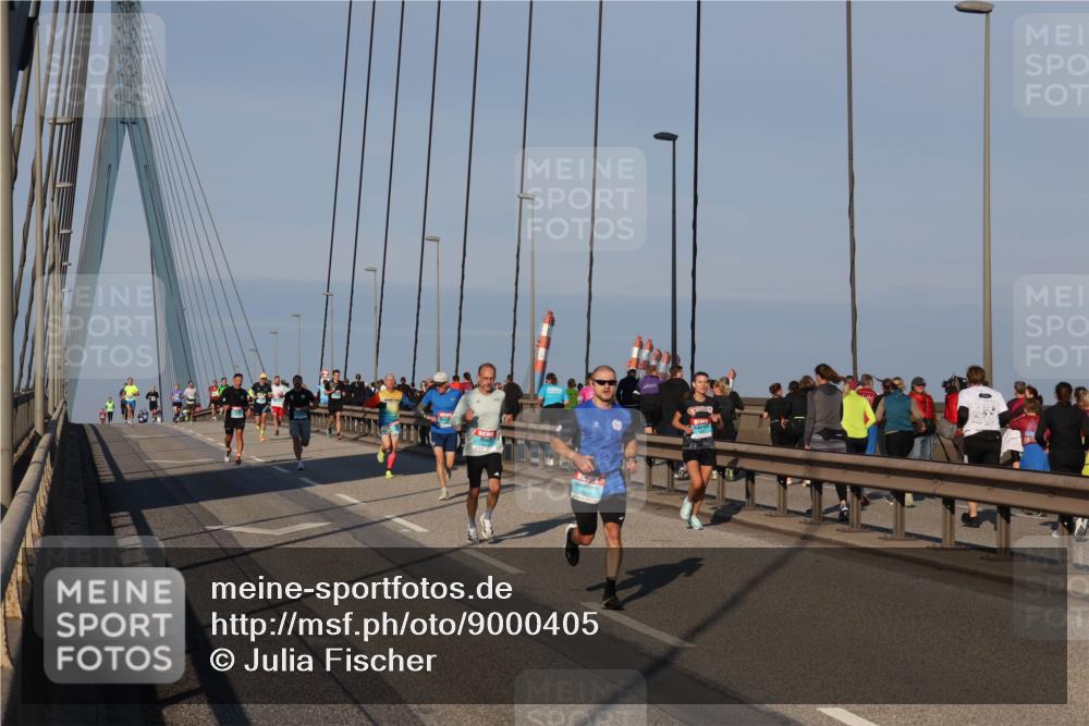 03.10.2025 - Köhlbrandbrückenlauf Julia Fischer http://msf.ph/oto/9000405 03.10.2025 09:34:52 Position 2 12 meine-sportfotos.de