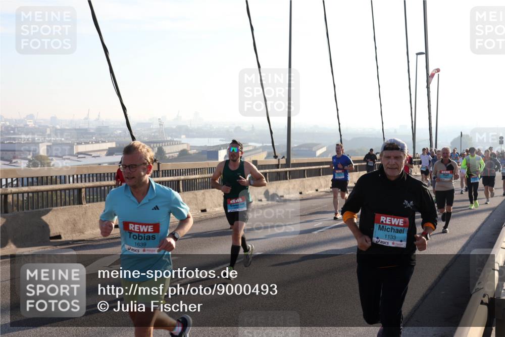 03.10.2025 - Köhlbrandbrückenlauf Julia Fischer http://msf.ph/oto/9000493 03.10.2025 09:21:26 Position 1 1639, 1133 meine-sportfotos.de