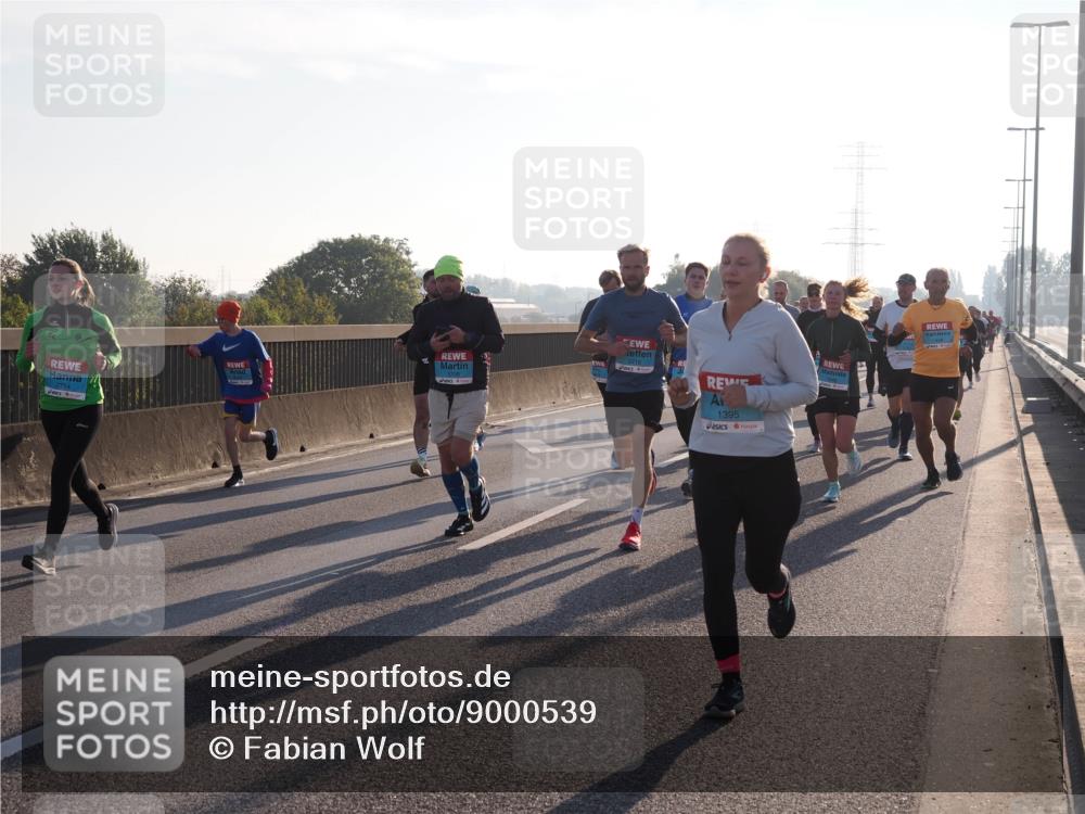 03.10.2025 - Köhlbrandbrückenlauf Fabian Wolf http://msf.ph/oto/9000539 03.10.2025 09:17:11 Position 3 2714, 1395 meine-sportfotos.de