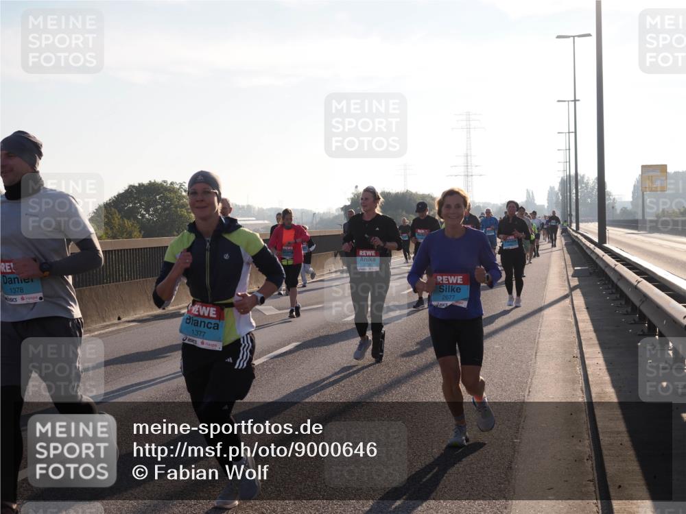 03.10.2025 - Köhlbrandbrückenlauf Fabian Wolf http://msf.ph/oto/9000646 03.10.2025 09:17:17 Position 3 1378, 1377, 1238, 2677 meine-sportfotos.de