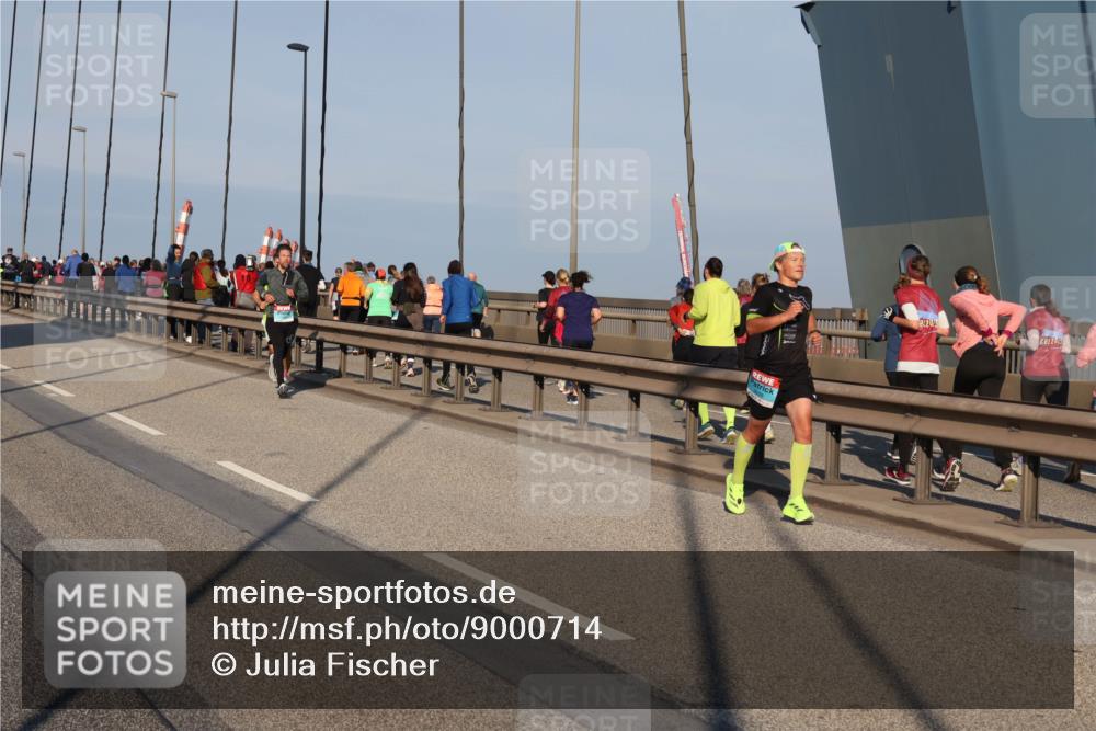 03.10.2025 - Köhlbrandbrückenlauf Julia Fischer http://msf.ph/oto/9000714 03.10.2025 09:36:04 Position 2 2025, 12925 meine-sportfotos.de