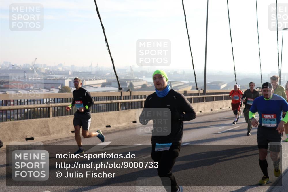 03.10.2025 - Köhlbrandbrückenlauf Julia Fischer http://msf.ph/oto/9000733 03.10.2025 09:22:06 Position 1 2940, 1132 meine-sportfotos.de