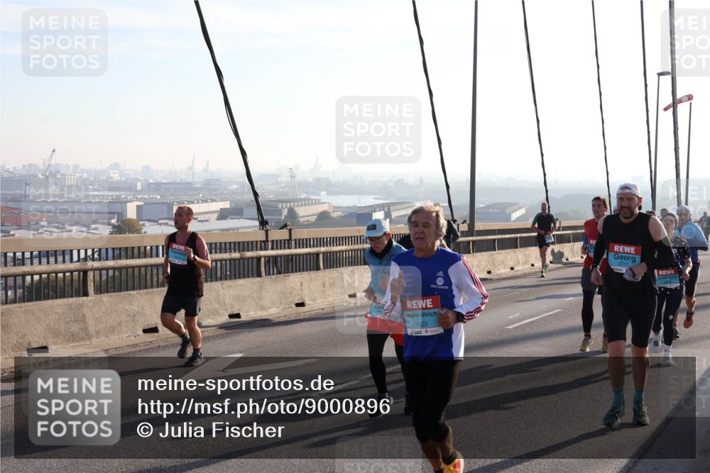 03.10.2025 - Köhlbrandbrückenlauf Julia Fischer http://msf.ph/oto/9000896 03.10.2025 09:22:27 Position 1 1025, 2777 meine-sportfotos.de