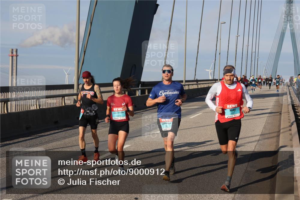 03.10.2025 - Köhlbrandbrückenlauf Julia Fischer http://msf.ph/oto/9000912 03.10.2025 09:36:59 Position 2 3376, 3527 meine-sportfotos.de
