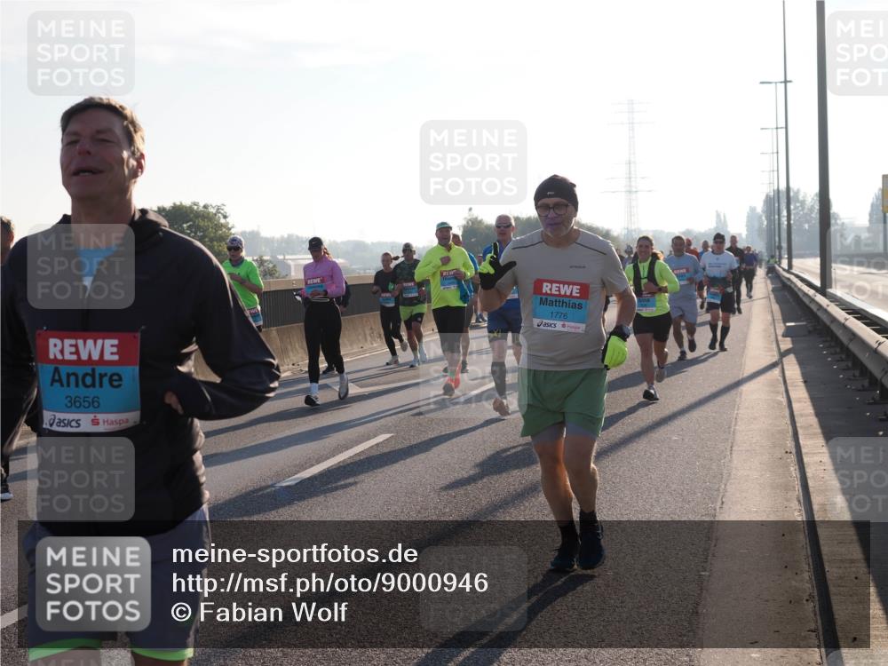 03.10.2025 - Köhlbrandbrückenlauf Fabian Wolf http://msf.ph/oto/9000946 03.10.2025 09:17:22 Position 3 3656, 1776 meine-sportfotos.de