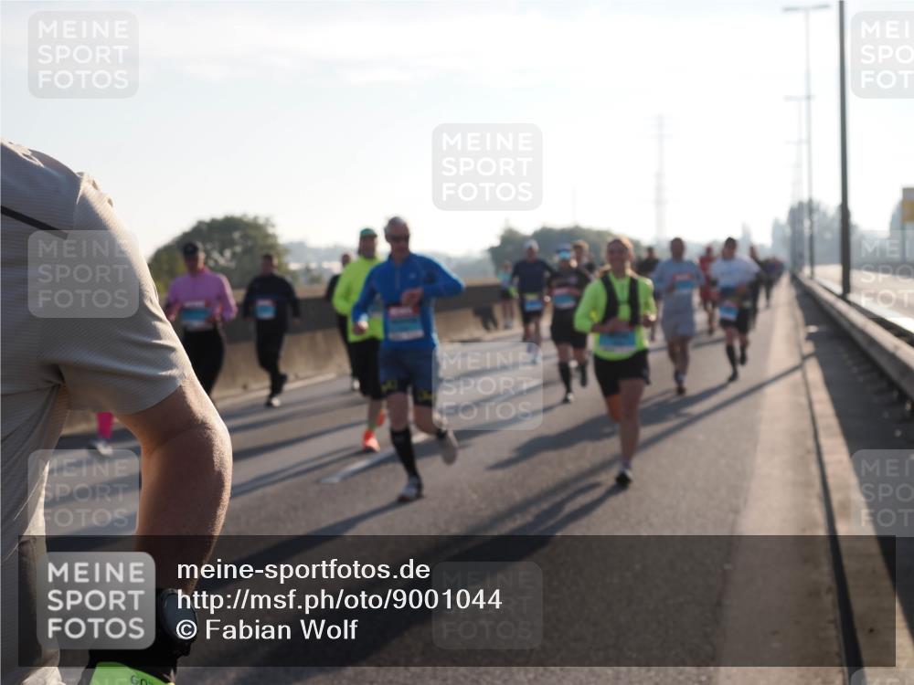 03.10.2025 - Köhlbrandbrückenlauf Fabian Wolf http://msf.ph/oto/9001044 03.10.2025 09:17:24 Position 3  meine-sportfotos.de