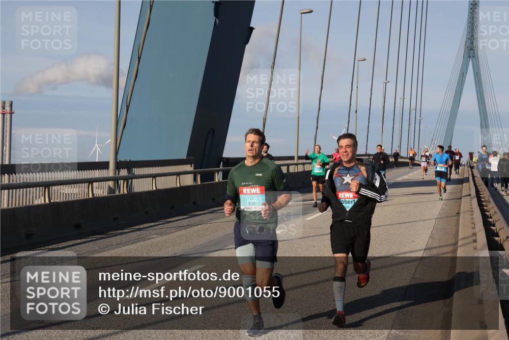 03.10.2025 - Köhlbrandbrückenlauf Julia Fischer http://msf.ph/oto/9001055 03.10.2025 09:37:18 Position 2 3763, 34 meine-sportfotos.de
