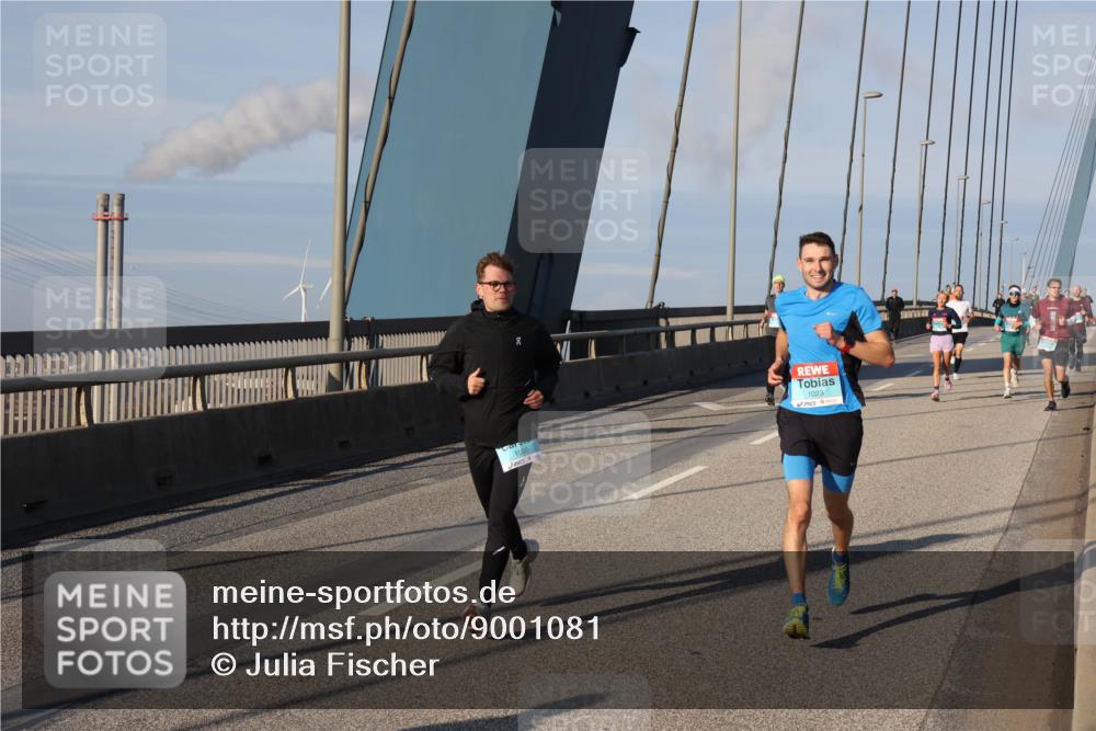 03.10.2025 - Köhlbrandbrückenlauf Julia Fischer http://msf.ph/oto/9001081 03.10.2025 09:37:24 Position 2 1095, 1023 meine-sportfotos.de