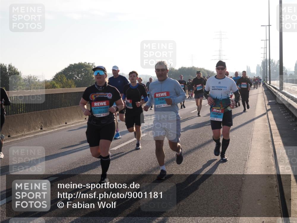 03.10.2025 - Köhlbrandbrückenlauf Fabian Wolf http://msf.ph/oto/9001181 03.10.2025 09:17:27 Position 3 3011, 3542, 3280 meine-sportfotos.de