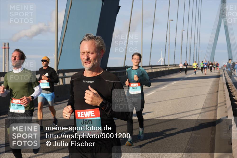 03.10.2025 - Köhlbrandbrückenlauf Julia Fischer http://msf.ph/oto/9001200 03.10.2025 09:37:47 Position 2 1180, 1027, 3544 meine-sportfotos.de