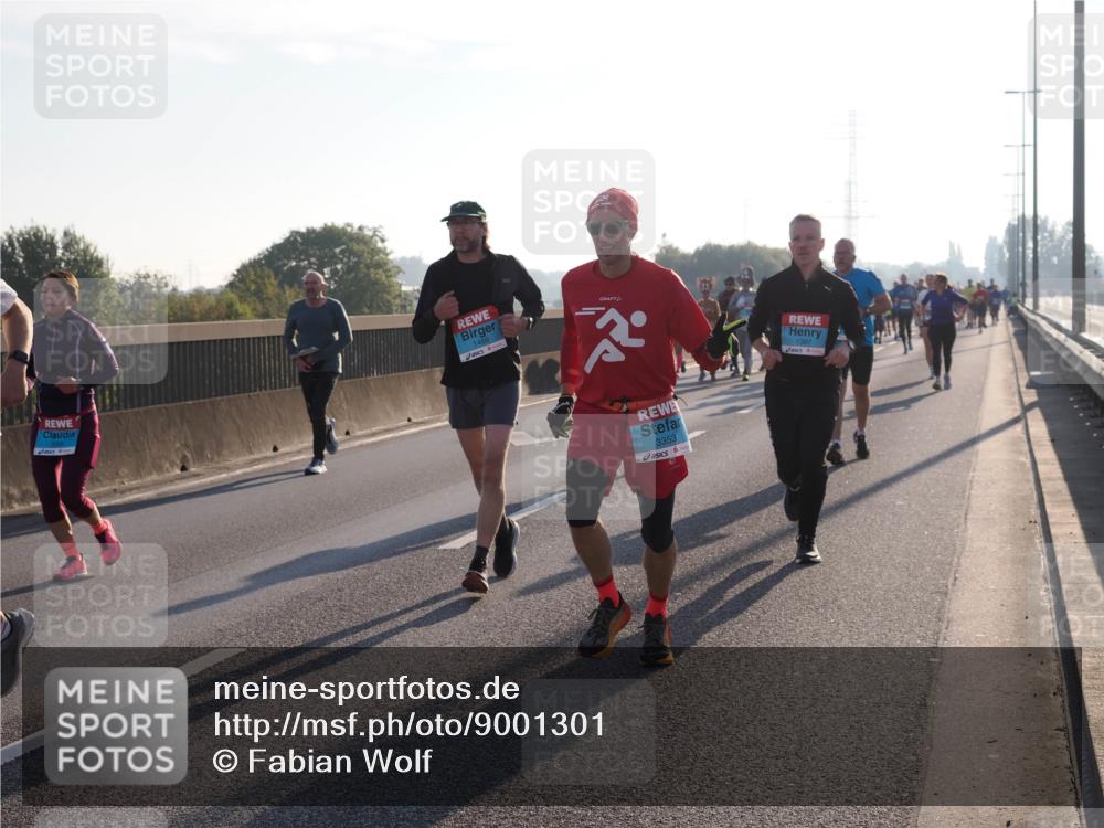 03.10.2025 - Köhlbrandbrückenlauf Fabian Wolf http://msf.ph/oto/9001301 03.10.2025 09:17:31 Position 3 1489, 3353, 1397 meine-sportfotos.de