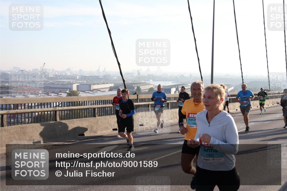 03.10.2025 - Köhlbrandbrückenlauf Julia Fischer http://msf.ph/oto/9001589 03.10.2025 09:24:35 Position 1 142, 1395 meine-sportfotos.de