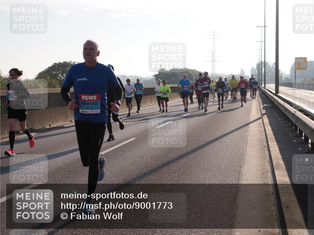 03.10.2025 - Köhlbrandbrückenlauf Fabian Wolf http://msf.ph/oto/9001773 03.10.2025 09:17:42 Position 3 3679 meine-sportfotos.de