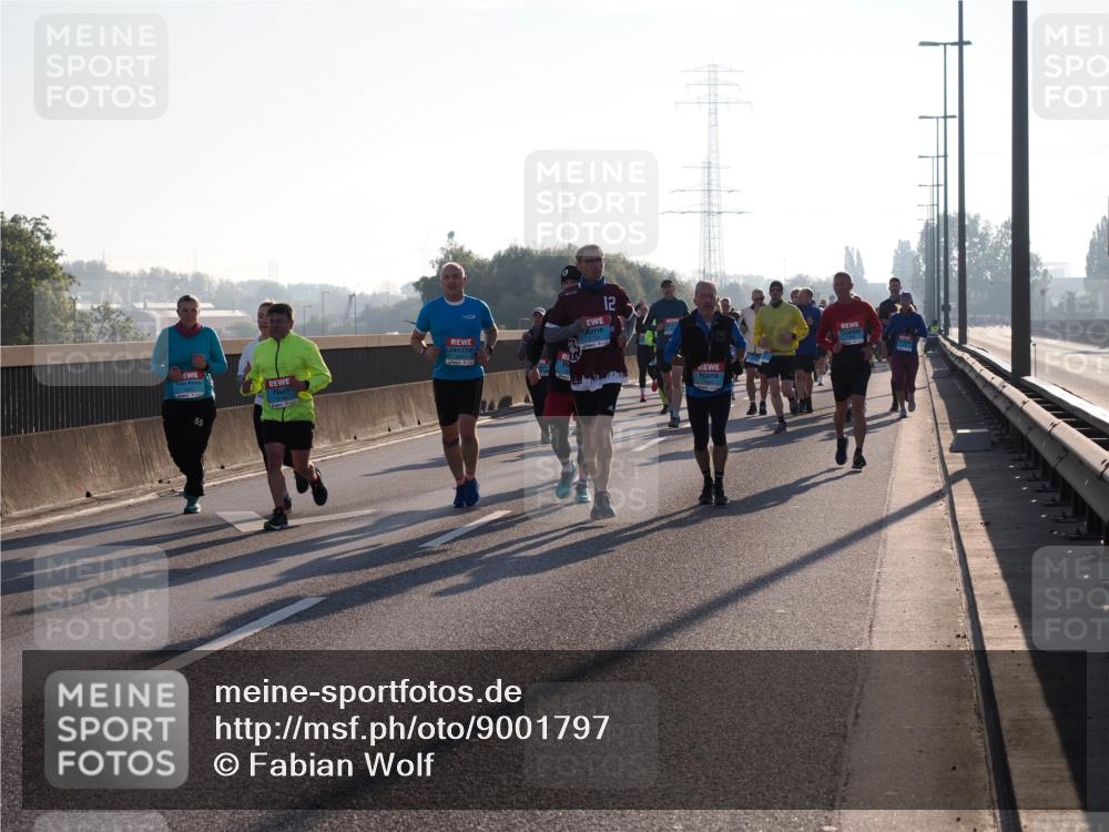 03.10.2025 - Köhlbrandbrückenlauf Fabian Wolf http://msf.ph/oto/9001797 03.10.2025 09:17:45 Position 3 55, 12 meine-sportfotos.de