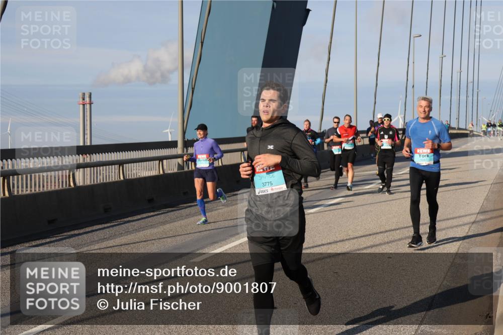 03.10.2025 - Köhlbrandbrückenlauf Julia Fischer http://msf.ph/oto/9001807 03.10.2025 09:39:55 Position 2 3775, 1247 meine-sportfotos.de