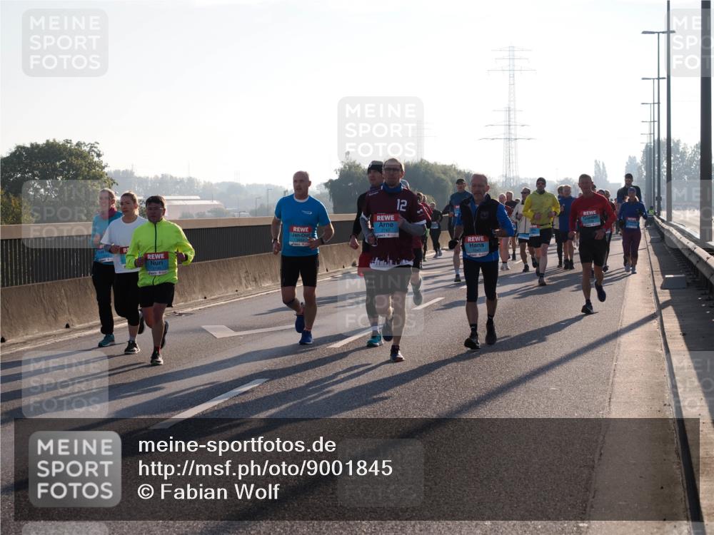 03.10.2025 - Köhlbrandbrückenlauf Fabian Wolf http://msf.ph/oto/9001845 03.10.2025 09:17:46 Position 3 2743, 12, 1340 meine-sportfotos.de