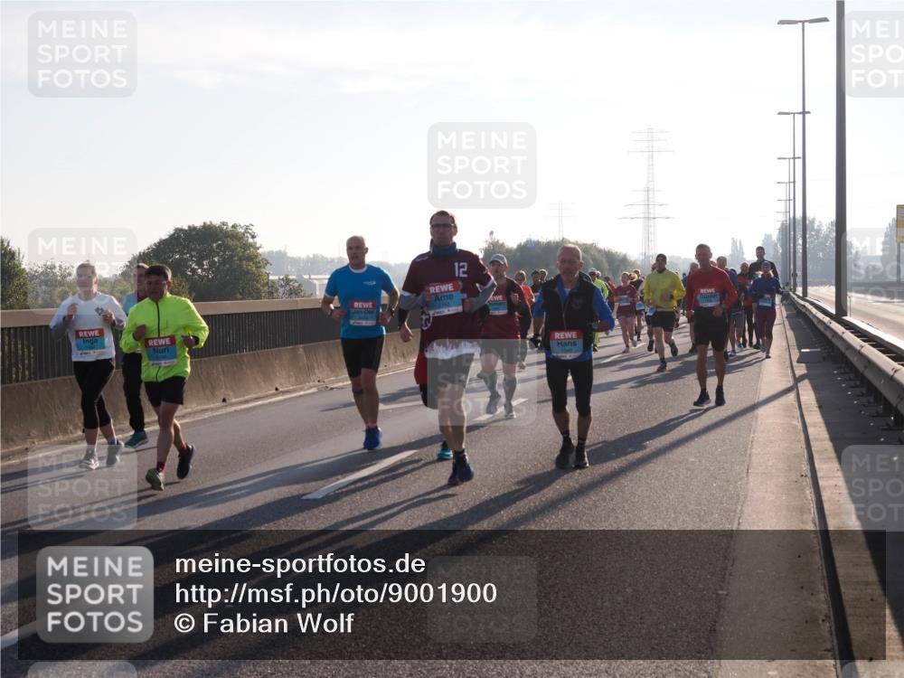03.10.2025 - Köhlbrandbrückenlauf Fabian Wolf http://msf.ph/oto/9001900 03.10.2025 09:17:47 Position 3 12 meine-sportfotos.de